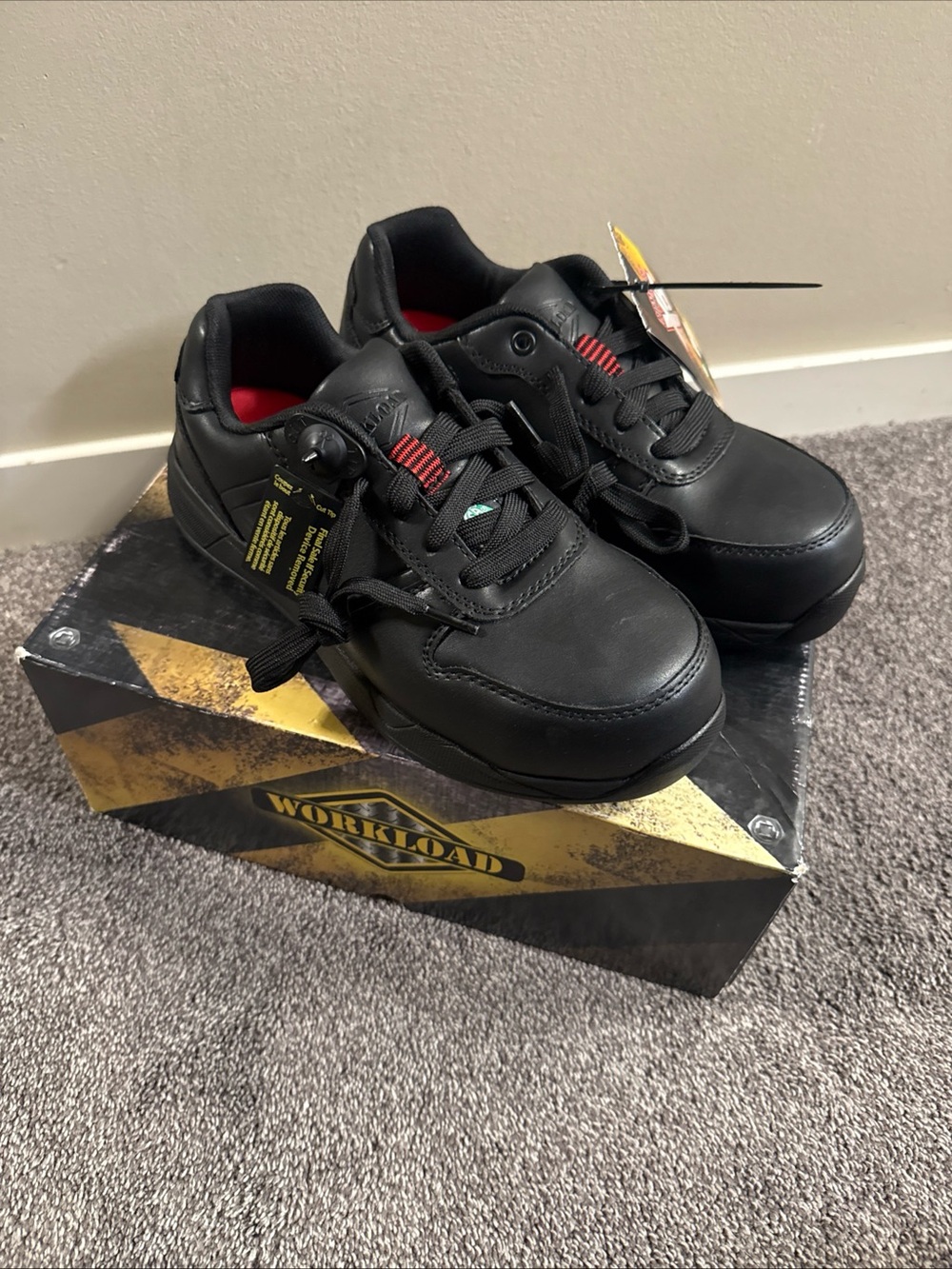Workload Men’s Safety Shoes- SIZE 7 Brand New